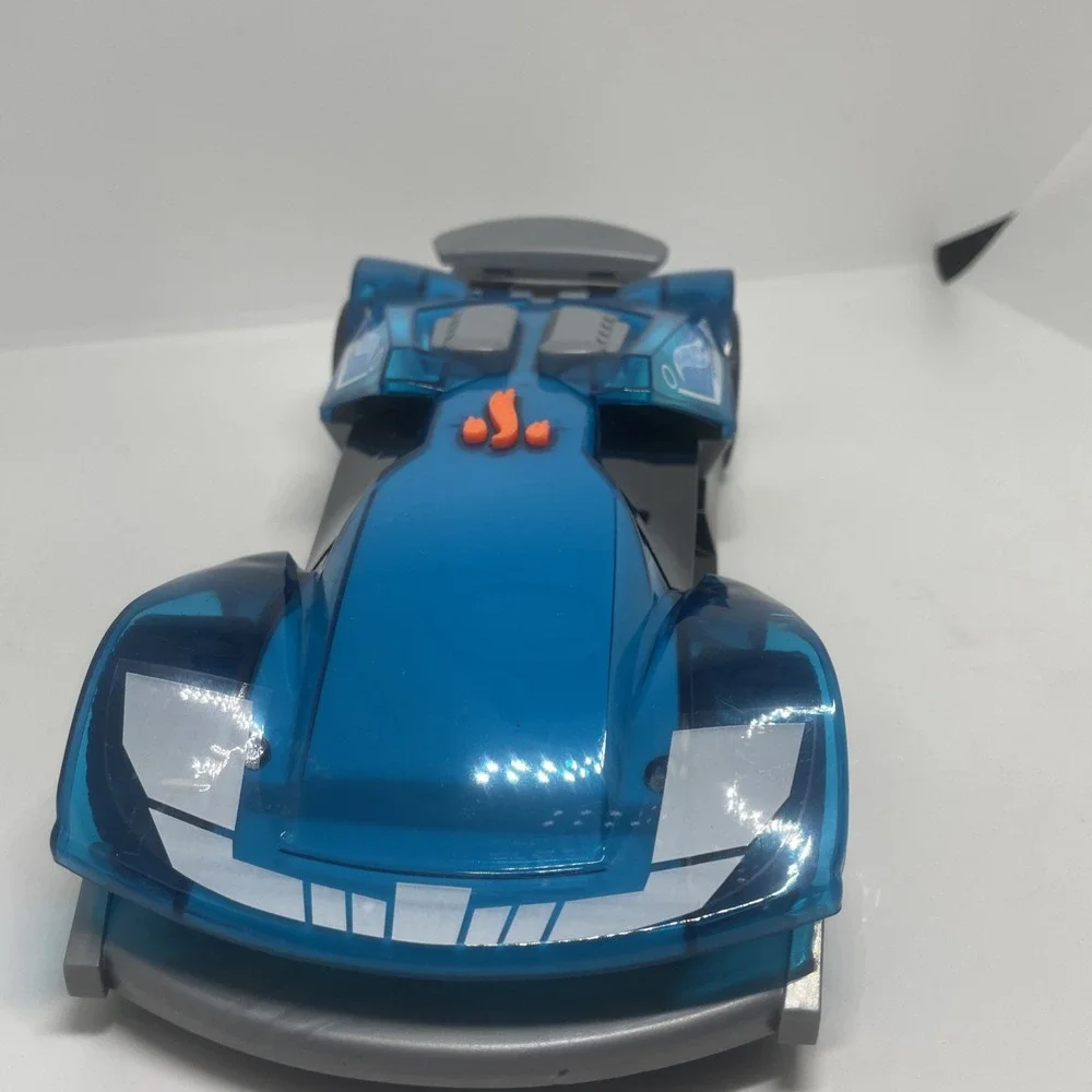 Hot Wheels Color Crashers Cyber Speeder Car  WORKING  Lights Sound‎ Moves  Fast